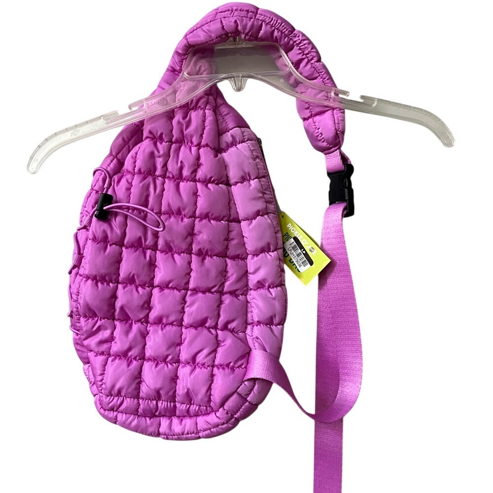 Pickle O Joe Quilted Sling Bag Purple Zip Pockets Lightweight Adjustable NWT - Picture 3 of 10